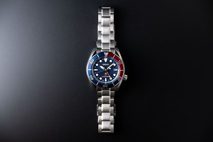 ̂́uXEv͓yU^̃P[X`Aǂv킹12CfbNXȂǂɗRBʐ^̓yvVJ[́uSBPK005v