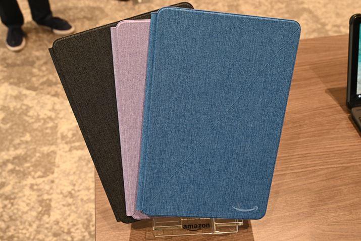 t@ubNfނgpuFire Max 11XJo[v́AubNAu[AAWXg3FWJŗpӁBi6,980~