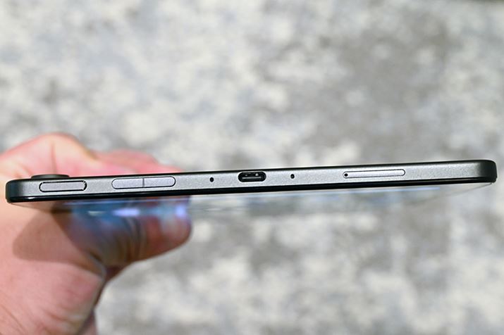 ʐ^΂񍶂ɂd{^ɎwF؋@\ǉꂽB܂ł̓bN̍ۂɓd{^ǍpXR[h͂Ƃt[KvAuFire Max 11v͎w䂳o^ĂΓd{^ƘAăbNł