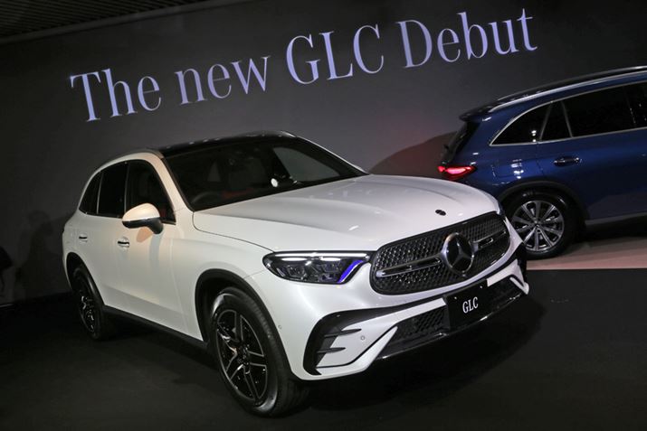 2023N3ɏ̃tf`FW𐋂AZfXExc̃~hNXSUVuGLCvBuSNXv̐i@\ڂĂ铯fɁA񎎏悵