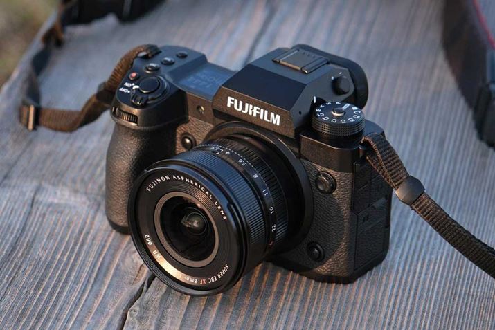 uX-H2vƑgݍ킹āuXF8mmF3.5 R WRvpĂ݂܂