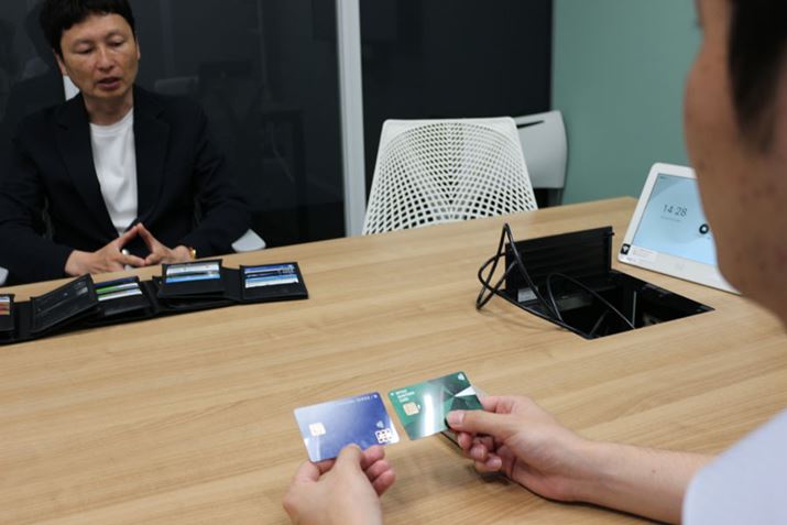 ۗLNWbgJ[hɁA܂܂ȎH