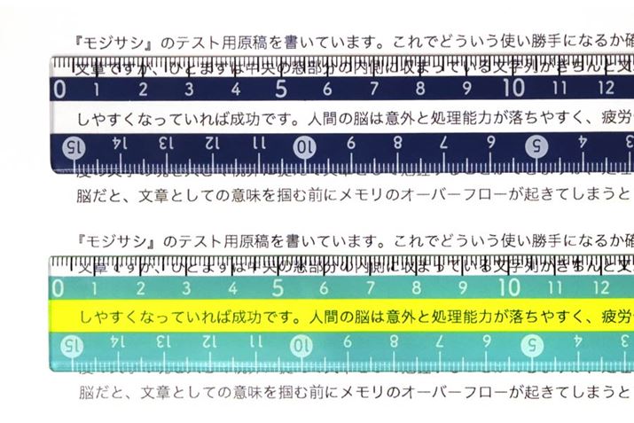 ȑiʐ^B{̃J[ulCr[vjƁANAJ[̑iʐ^B{̃J[u~gvǰ̔rBƖ{̃J[̑gݍ킹́A16cmf18cmfłꂼقȂ܂B@ʐ^͂16cmf