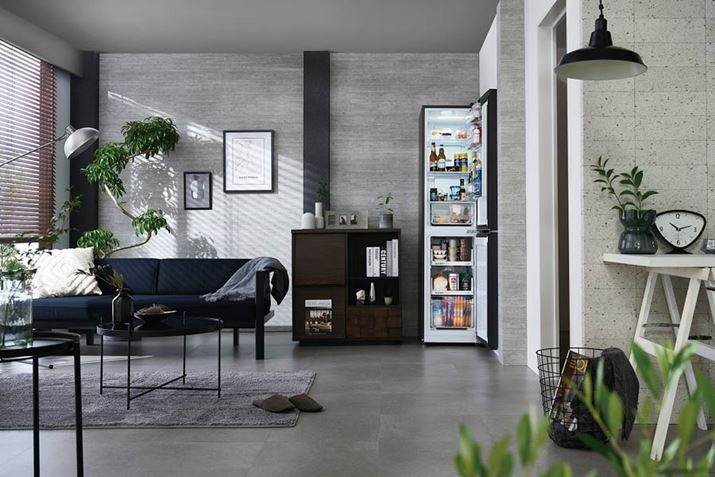 ̂悤ɕǍۂɋ߂ÂĐݒuł̂ufreemov̓BƋƉƋ̊Ԃɂݒu₷ł傤B{̃TCY453ij×632isj×1,775ijmmŁAdʂ52kg