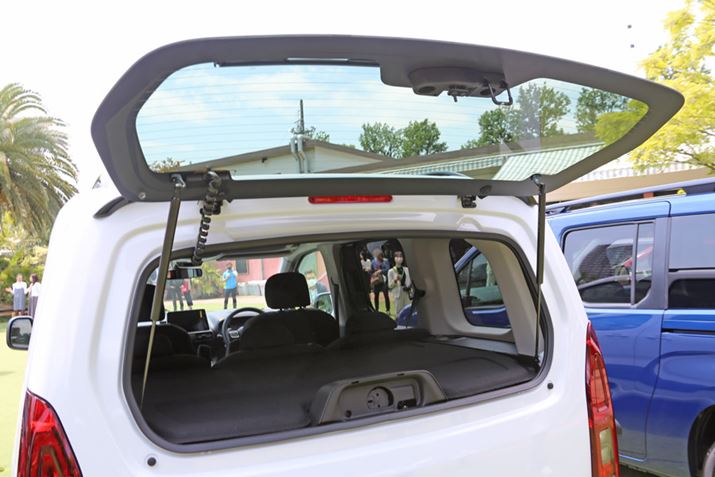 uhuvɂ́Ae[Q[gJɃQbW[ւƃANZXłuAI[vjOKXnb`v̗pĂ