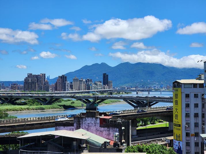 uGalaxy S22 UltravŎBei3{j