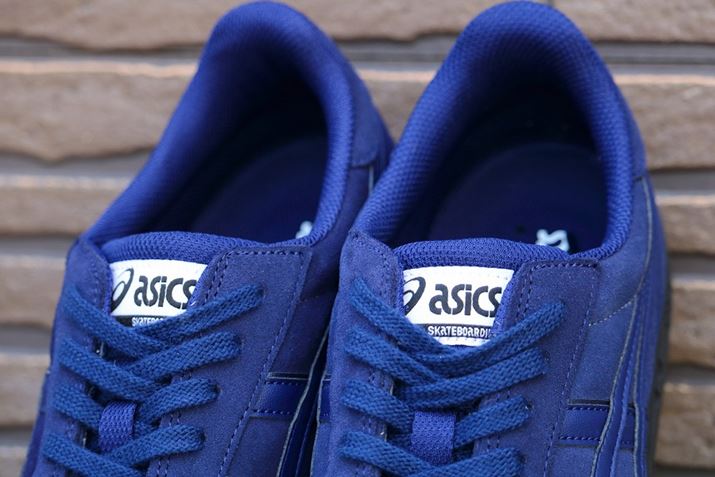 yʐ^zAbp[͍bႭ݌vĂAXbL[vt@CȃtHBp`ʋCƃANZg˂Ă܂ yʐ^zq[⍂߂ɐ݌vēɉʂ邱ƂŁAƂƂz[hėSn悵I Ȃ݂ɃV[^ɂ́AuSKATEBORDINGv̕`Ă܂B