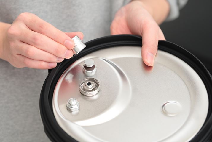 AӂɑĂu͕\sJo[vƁumYLbvv͎OĐ􂤕KvBȒPɒEł܂A􂢂Â炭܂񂪁Agp̕tYꂪƐSzłBȂAӂ̃pbL͎O܂