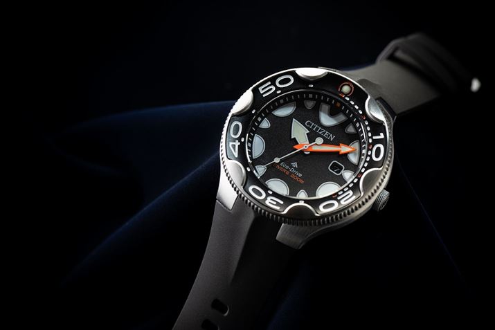 uV`Y v}X^[ MARINEV[Y GREhCu _Co[200mv͑S3fœWJBʐ^͕j̉肪IWJ[̃ubN×Vo[J[P[XfuBN0230-04EvBTCgi66,000~iōj