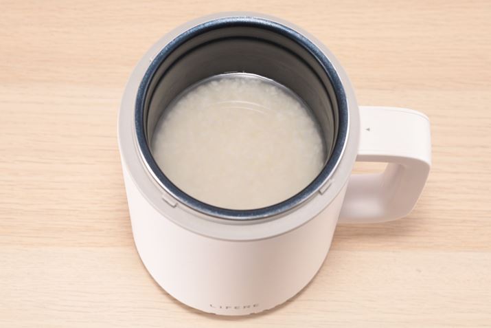 ̓ɂ͐ʐLĂ̂ŁAĂ̍ɍ킹Đ܂B̌A{̂ɃZbg