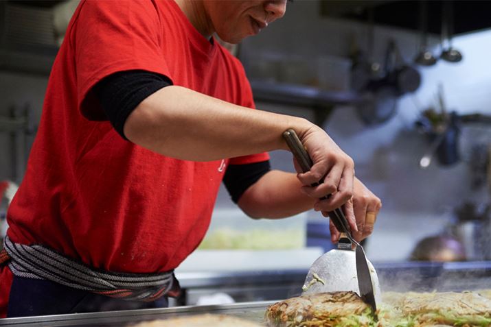 ɖgSn̂X́AƖЂǂ͂ccʐ^̓C[W