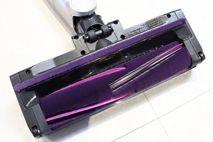 ȂAwbhunCubhp[N[vɓڂĂuV[́uEVOPOWER SYSTEM iQ/iQ{vō̗pĂ̂Ɠ\łAuCleanSense iQ/iQ{vł̓uVт̖xⒷAtB̍d⍂uiQ[hvgpɃptH[}X𔭊ł悤݌vĂƂ̂