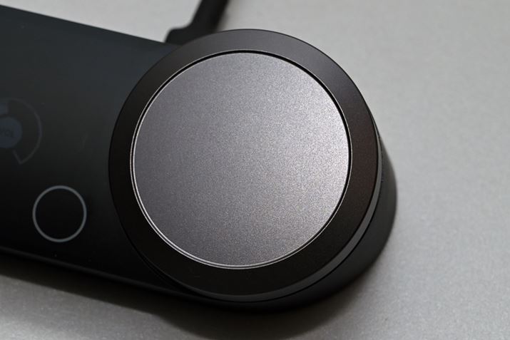 ^_C̓ɂ͉ݎ̃{^ĂAŃJX^}CYj[ɓBJX^}CYj[͑^_CňړA݂ŌA^b`{^Ŗ߂ƂUIɂȂĂ