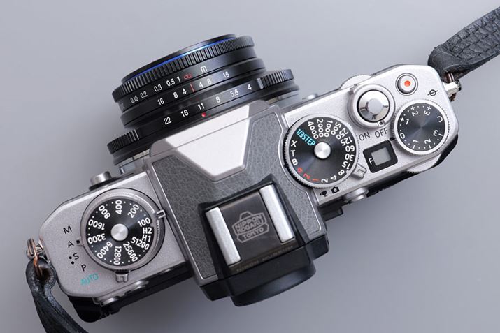 ܂ȔʊE[x킩ڐ肪pӂĂ̂ŁA܂pBƂ΁AF11Ŗɐݒ肷ƁA40cm疳܂ŃsgƂ킩