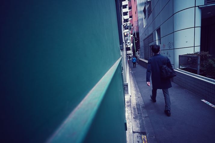 F8ɍi邱ƂłقڃptH[JXɂȂ邽߁AVb^[`XɒłB̎ʐ^ł́AʂɎBeƎUȎʐ^ɂȂ肻߁A̕ǂ_Ƀt[~OBƊ邱ƂŘHn̉s\łĂZ fcALAOWA 10mm F4 CookieA10mmi35mmZ15mmjAF8A1/50bAISO100AzCgoXFVANGCeBusN`[Rg[FfjAANeBuD-CeBOFȂ