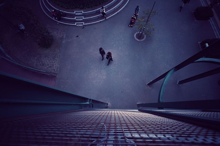 ̏ォ^BeBOɎʂƁAӂł܂ɕ\Ă̂킩Bc݂␳邽߁ASĎBełZ fcALAOWA 10mm F4 CookieA10mmi35mmZ15mmjAF8A1/250bAISO100AzCgoXFVANGCeBusN`[Rg[FJ[{AANeBuD-CeBOFȂ