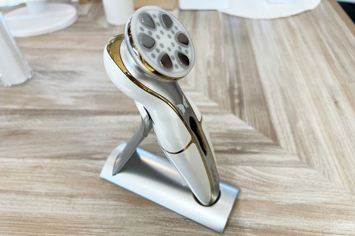 uUEtHṽTCY53.5ij×63isj×209ijmmŁAdʂ͖174głBR[hX^CvŁAuRM[hṽxS110i22jgp\Bobe[cʃ[̏Ԃ疞[d܂Ŗ4Ԃ܂