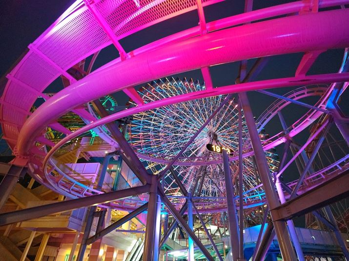 AQUOS R8 proAY[F0.7{AxFISO800AVb^[Xs[hF1/29bAilFF1.9AzCgoXFI[gAI[gHDRFItBeʐ^i3968×2976A2.9MBj