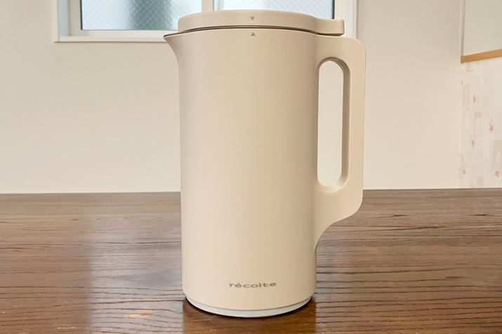 {̃TCY165ij×120isj×233ijmmŁAdʂ͖970gBeʂ600mLƂȂĂA1`3l炢̒\ł