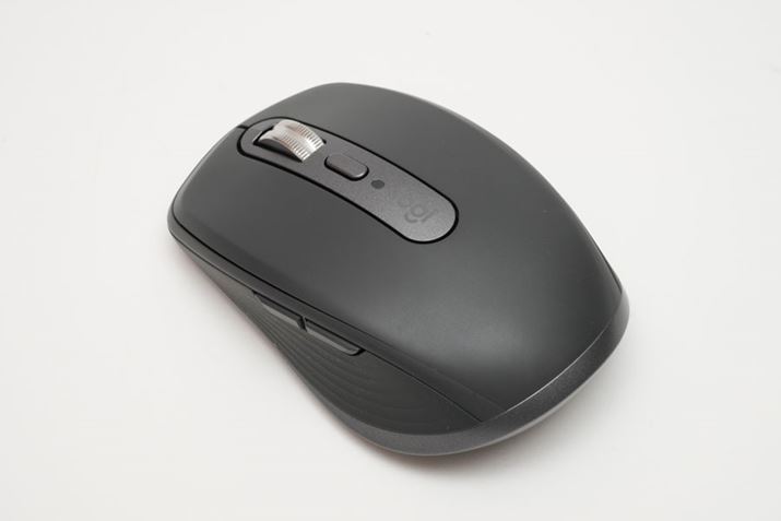 6̃{^i/ENbNA߂/iރ{^AzC[[hVtgA~hNbNjƃXN[zC[pӁBTCh{^ȂzC[񂷂ƂŐXN[p\B̓_͏]fƓdlł