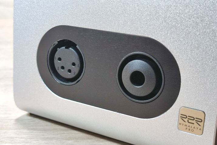 ʉɔzuĂwbhzo͂́AXLR 4pin6.35mm2np