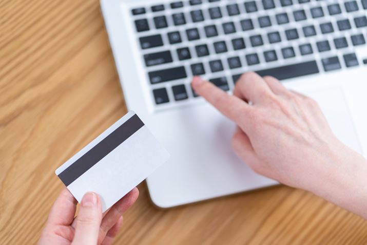 uNJϗvɂ́A،ƑΏۂ̃NWbgJ[hKvł