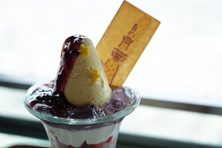 uV]fbLṽJtFłƋxeB̊X݂ɖڂȂptF܂B͐󑐂Ɍ܂I7CAFE20-70mm F4 GA70mmAF4A1/80bA{1EVAISO100AzCgoXFܓVANGCeBuX^CFCgBeʐ^i6000×4000A6.0MBj