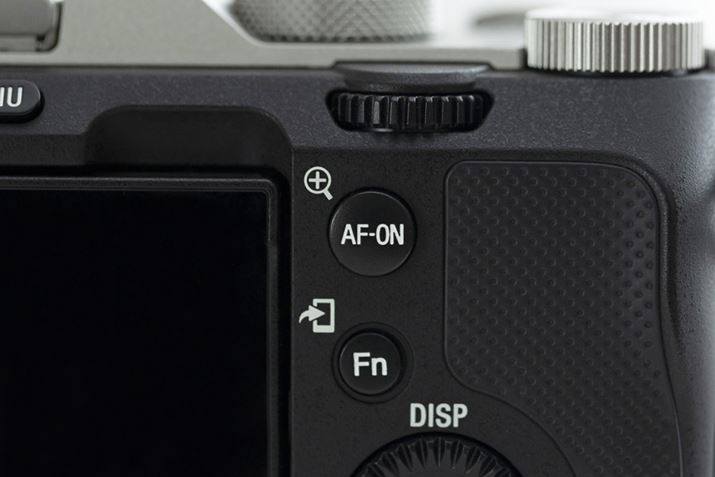 uAF-ONv{^́Aق̃{^傫삵₷`ł