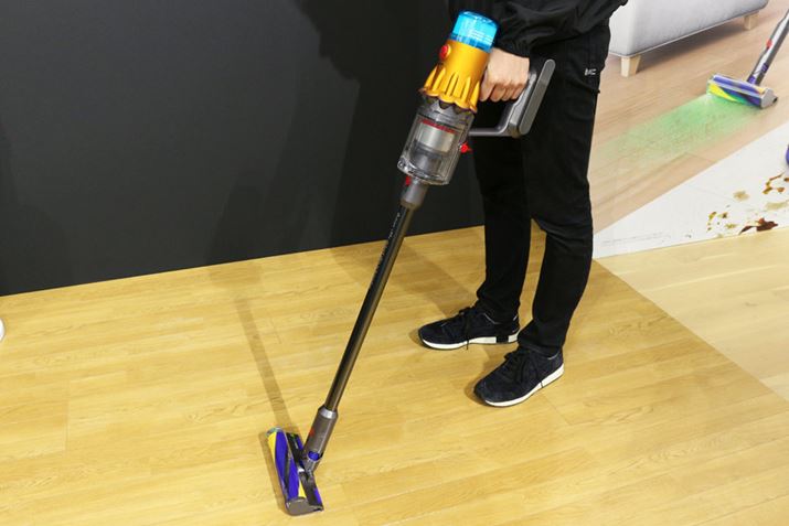 ʂ̃S~z|ʏ̏ԁBTCY250ij×234isj×1,095ijmmŁAdʂ2.2kgBÓdC̔}uJ[{t@Co[uVvuFluffy OpticN[i[wbhvAt[O̍aɓzR菜܂