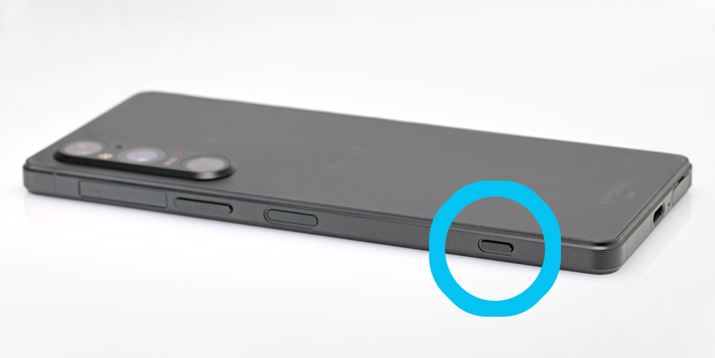 EʉɁAƗVb^[{^𓋍ځB삪\