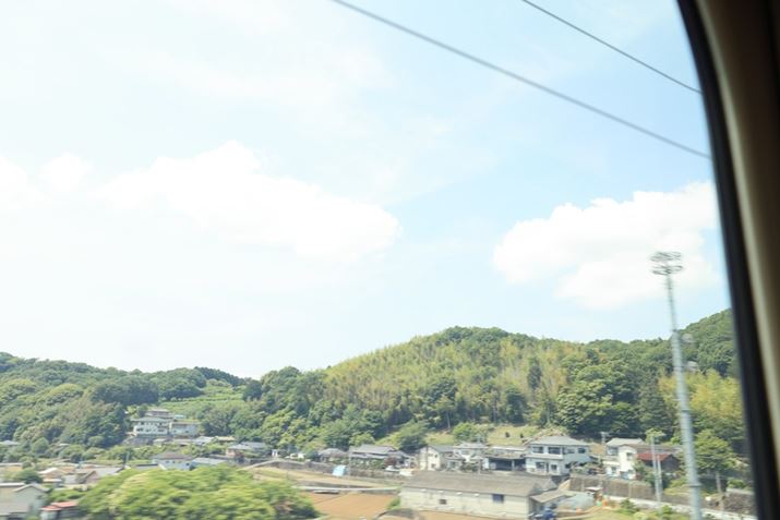 EOS R8ARF24-50mm F4.5-6.3 IS STMA24mmAF9.0A1/50bAISO100A+2.0EVAzCgoXFI[gAsN`[X^CFI[gBeʐ^i6000×4000A9.0MBj