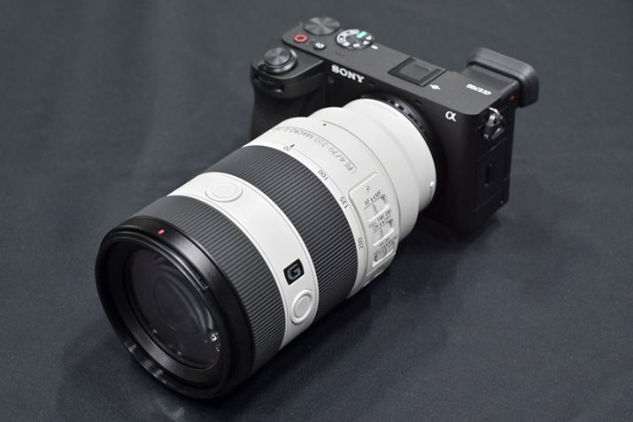 Y[SōőBe{0.5{̃n[t}NBe\Ȗ]Y[YuFE 70-200mm F4 Macro G OSS IIvoBeRo[^[gp΁Aőŏœ_400mm܂ł̒]BeƁAY[Sœ{}NBe\ɂȂB2023N728ŁAsz艿iiōj250,000~O