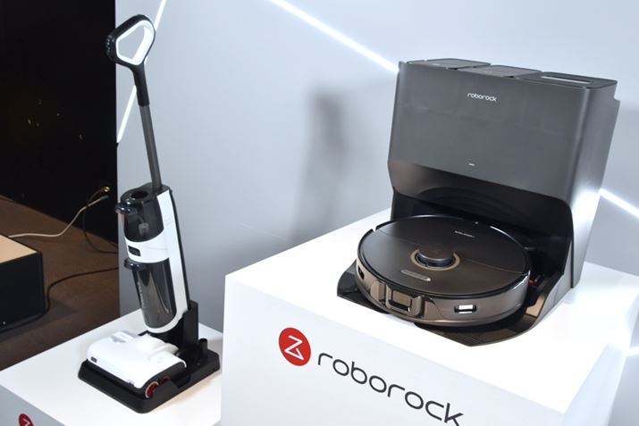 E{bg|@uS8 Pro UltravŁAXeBbN^@|@uDyad Prov