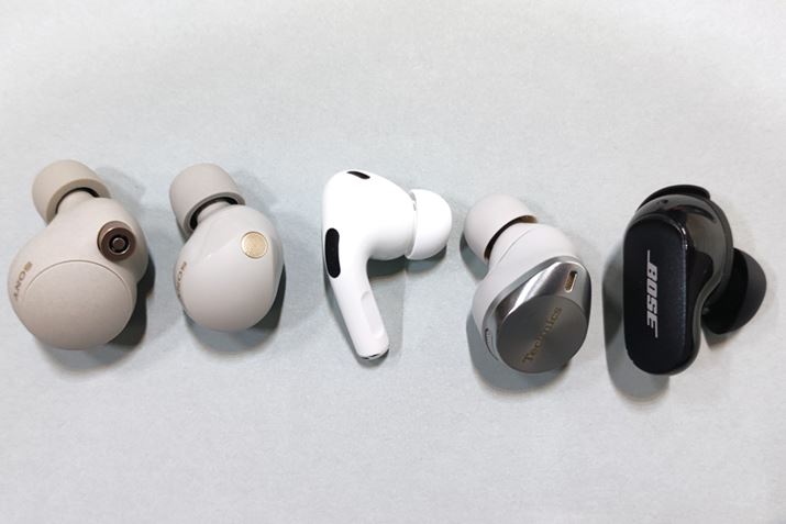 Ql܂łɁAv[J[̃mCLSCXCzƂ̃TCYrfڂBʐ^A\j[uWF-1000XM4vA\j[uWF-1000XM5vAAbvuAirPods Pro2vATechnicsuEAH-AZ80vABoseuQuietComfort Earbuds IIv