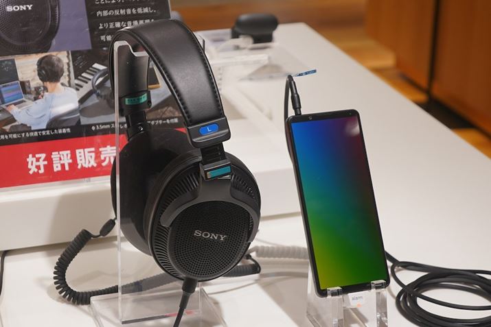 J^̐Vj^[wbhzuMDR-MV1vpӂĂ