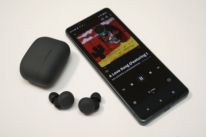 x[^^p̒iKł͂̂́AuLE AudiovɑΉ\j[́uXperia 5 IVvƁuLinkBuds Sv̑gݍ킹ŁAAmazon Music UnlimitedŔzMĂ郍XXi44.1kHz/16bitjyȂ