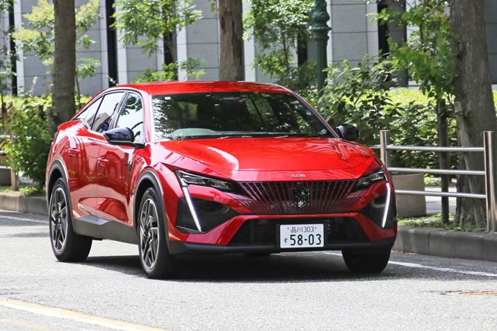 u408vO[h̏SńAߔÑvW[Ԃ炵̂Ȃ₩̂ŁAuC5 XvƂ̓LN^[mɈقȂĂ