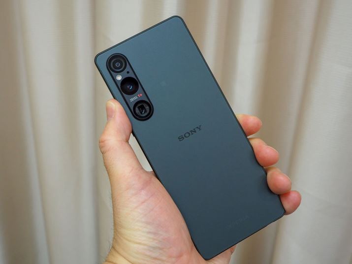 \j[́uXperiavV[ỸnCGhf͏]AgъeЂ̔̔񔼔NSIMt[f̔XɂAuXperia 1 VvSIMt[f͌gё̔̔1ɔ̔n܂ĂBRXĝ5G̃~gΉƂŁAȓ_łڂW߂Ă