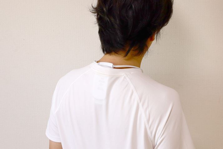 uREON POCKET 4v͗p/MʂڔɐG悤ɁA񌳂ɑėp܂B33mmilbNohjłATVc⃏CVc̉ɑĂڗ܂