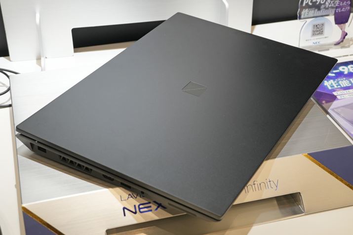 Ƃ̃A~{fB̗pBVƒʂ̓A}CgɂR[eBO{ĂB{̃TCY͖359.8ij×19.9`30.9ij×254.1isjmmŁAdʂ͖2.5kg