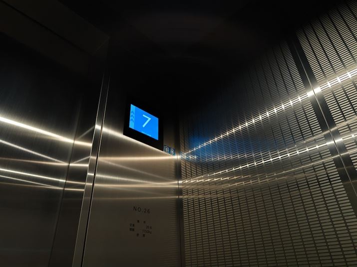 AQUOS R8AY[F1.0{iWJjAxFISO1057AVb^[Xs[hF1/100bAilFF1.9AzCgoXFI[gAI[gHDRFItBeʐ^i4096×3072A3.2MBj