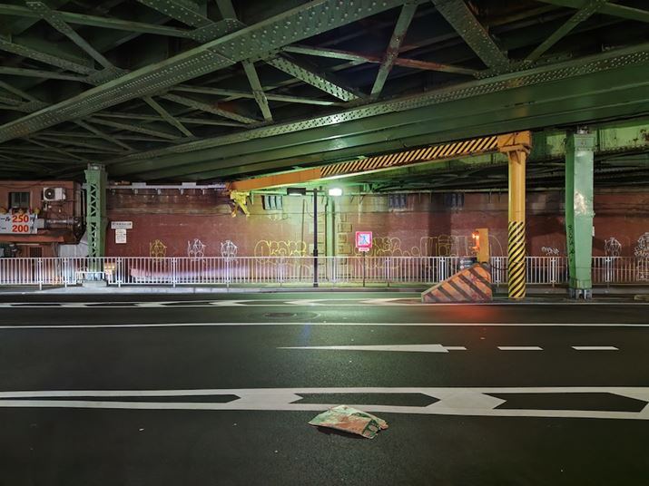 AQUOS R8AY[F1.0{iWJjAxFISO4678AVb^[Xs[hF1/33bAilFF1.9AzCgoXFI[gAiCg[hBeʐ^i4096×3072A3.2MBj