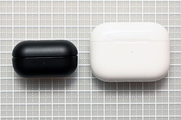 Ql܂łɁAAbvuAirPods Proi2jvƕׂʐ^ڂĂ܂