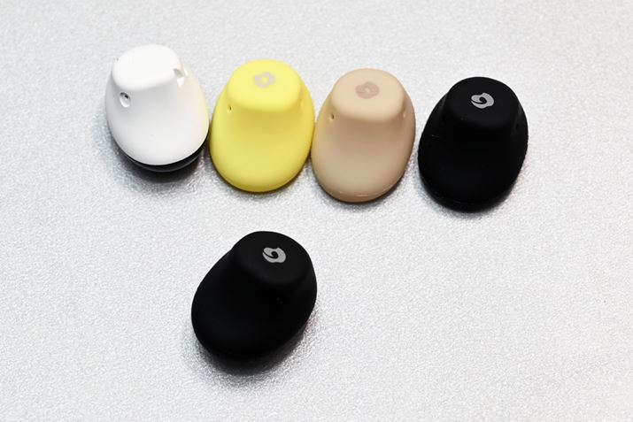 O猩镔̓VRfނ̃WPbgŕĂAt̃J[WPbgɕtւ邱Ƃ\łBȂ݂ɁA񎎗pubÑfɂ́AkuroAsunaAlemon3F̃J[WPbgtBzCgfɂ́AyukiAsakuraAfuji3F̃J[WPbgt܂