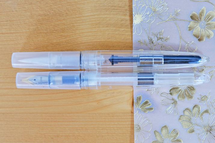 Lbvۂ̑ŚAuFonte Myv12.3cmAuFonte NMv12cmiljBuFonte MyṽRo[^[́A܂݂sXgɃubN̗pĂ܂