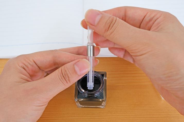 uFonte NMvƈāAy悩Ro[^[OāAڃCNzグĎg܂