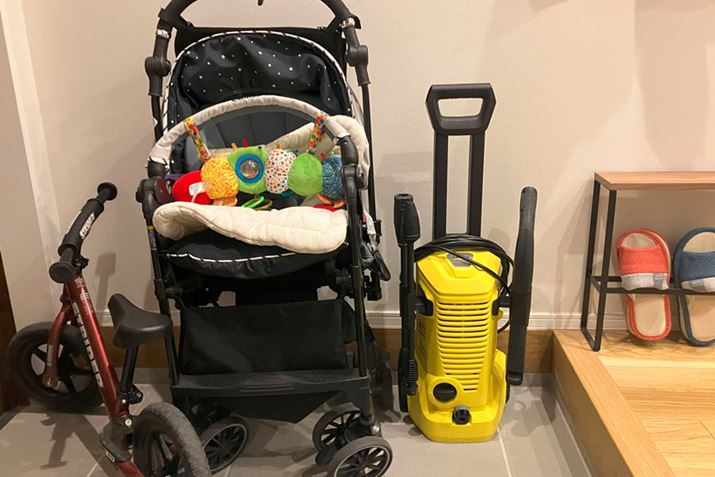 c̃X{fBŁA։ɉוĂԂɎ[邱Ƃł܂BAւ茩ƂlɂƂẮA[ꏊ\Y܂ł