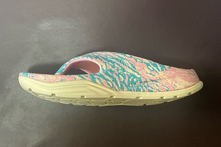 \[jbǵAڐGgbvC[ɃNbV̍fނzďՌzBnʑ̃{gC[Ɉ萫𐶂2w\̗p邱ƂŁAnGlM[𐄐i͂ɕϊāAKȕsĂB܂Aܐ悪オZ~bJ[\́As̏RoT|[g