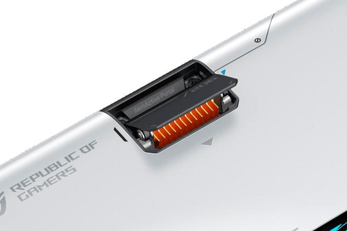 uAeroActive Cooler 7v𑕒Ɣwʂ̗puAeroActive PortalvŊJAMʂɒڗ╗