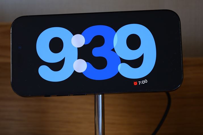 QŎgȂSʂ̎v֗łB͂ÂƂ́AԂ̐Fŕ\܂iݒŃIEIt\jBuv[ĥƂ́Aʂ͏̂Ő̂܂͂܂BߐڃZT[ŋ߂ÂƁA\܂